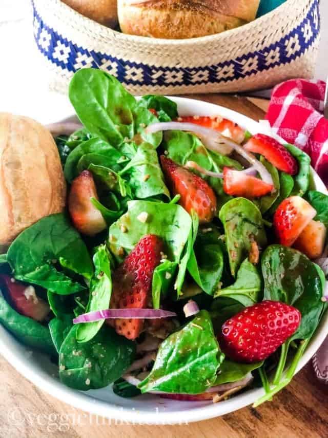 Vegan Strawberry Spinach Salad with Quinoa