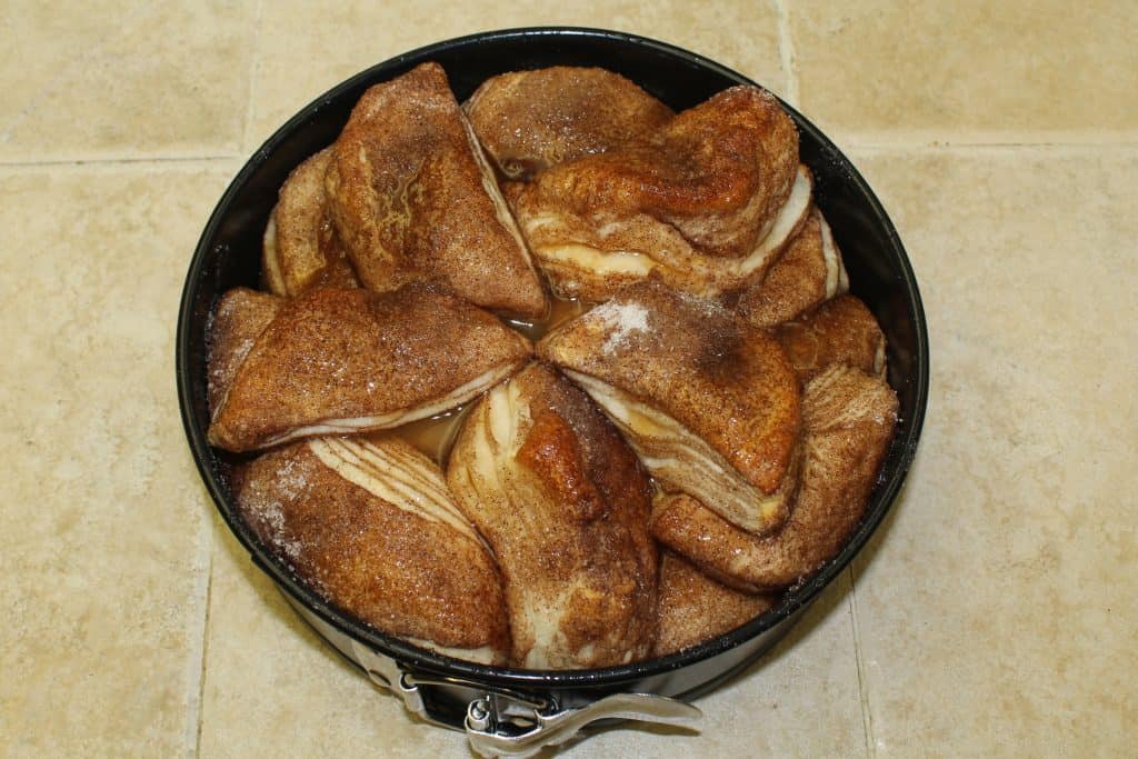 monkey bread cooked in pan