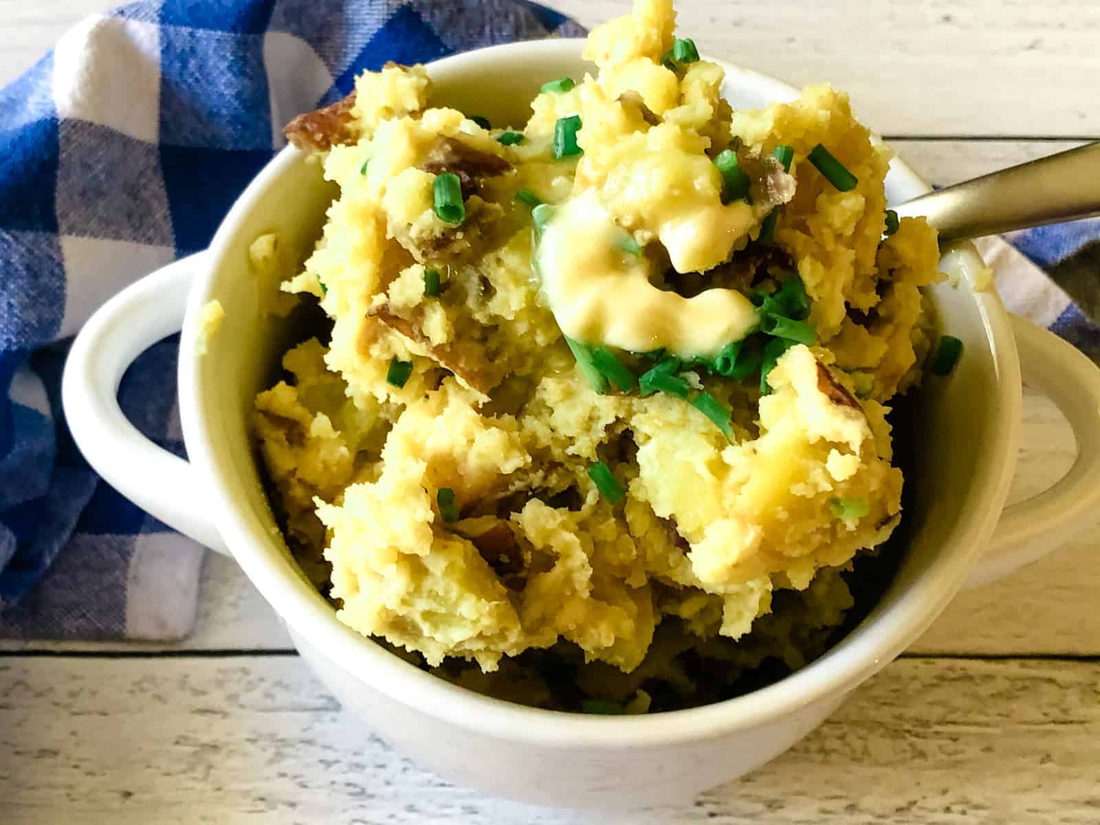 Easy Vegan Crockpot Mashed Potatoes with Garlic - Veggie Fun Kitchen