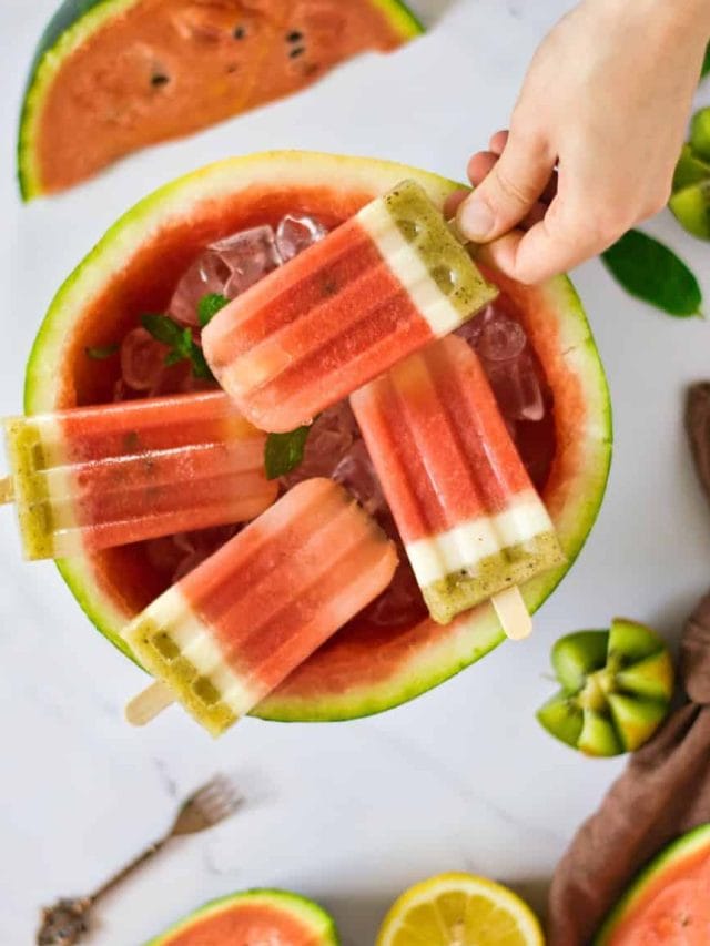 Easy Fresh Fruit Popsicles: Watermelon, Coconut Milk, and Kiwi Layers!