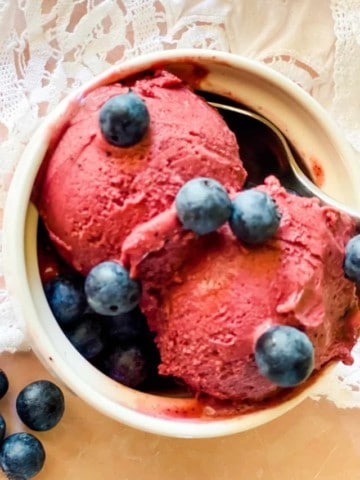 cropped-bllueberry-cheesecake-ice-cream-16-scaled-1.jpg