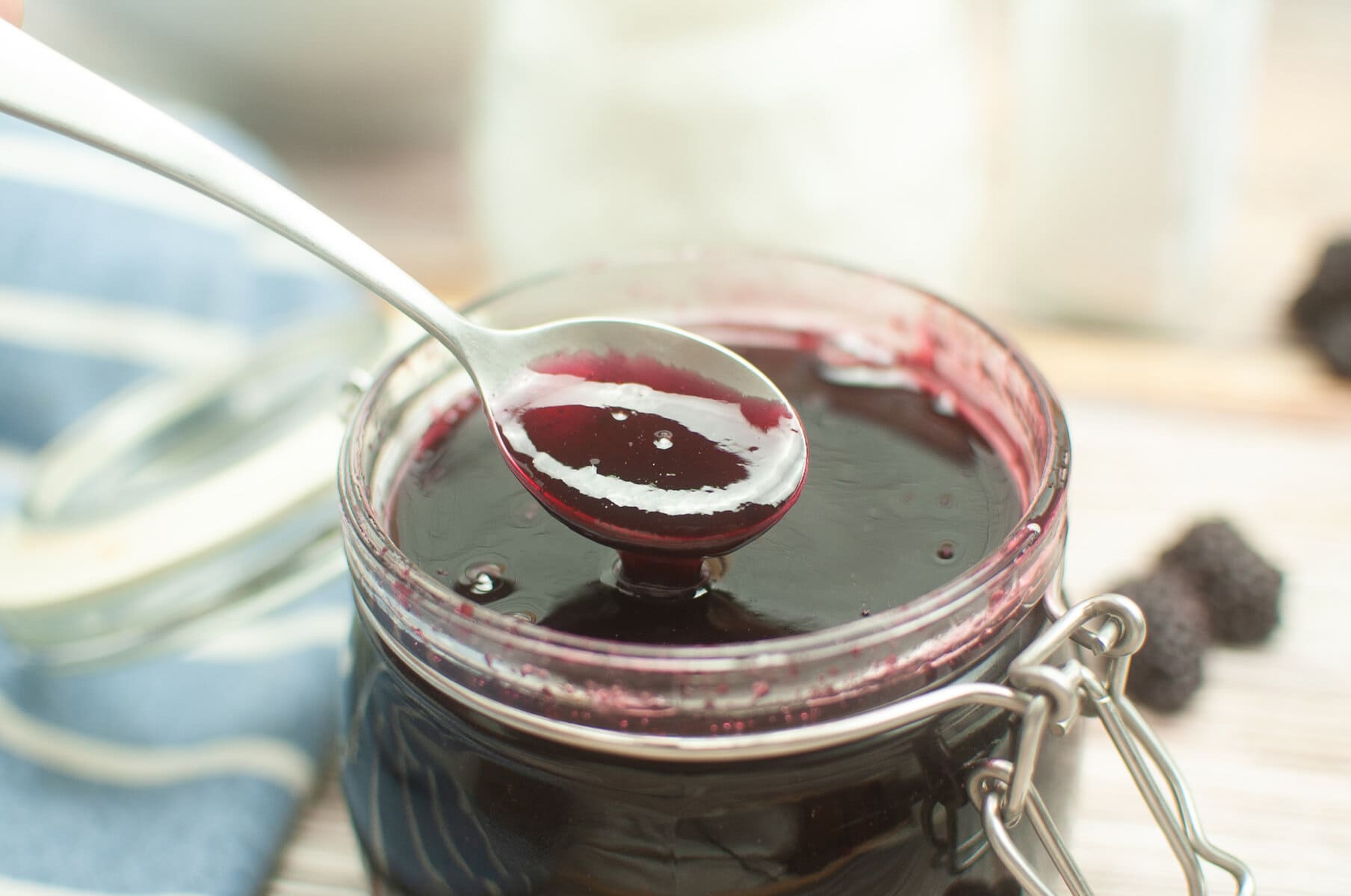 Velvety Vegan Blackberry Jam: Pure Fruit Goodness - Veggie Fun Kitchen