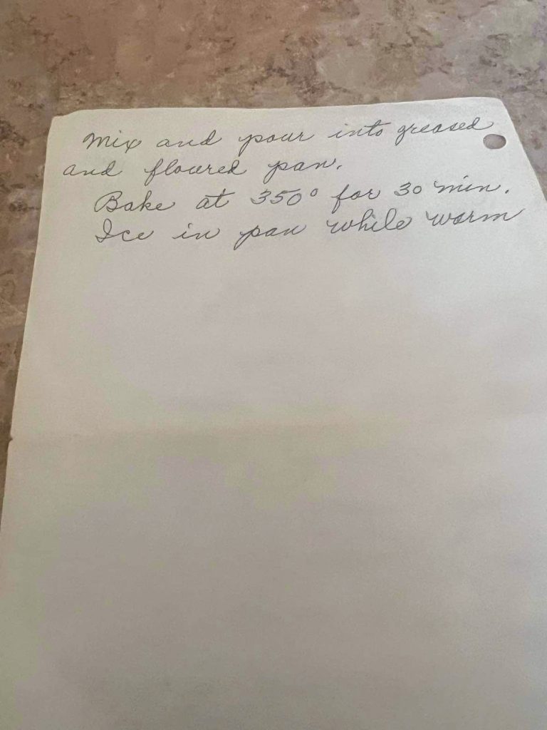 hand written recipe for chocolate sheet cake