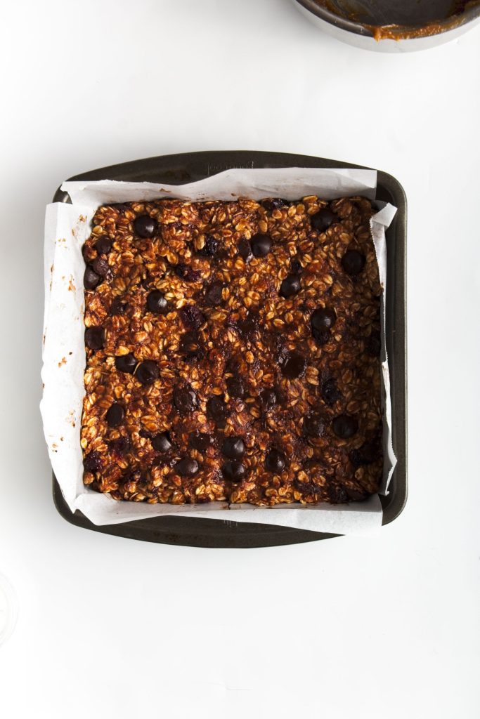 The mixture is in the pan ready to cool.